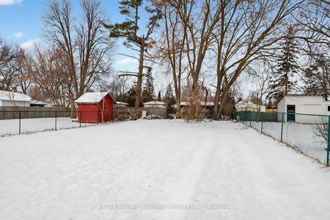 Photo 7 at 208 Bayview Avenue, Keswick South, Georgina