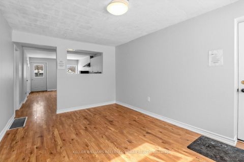 Photo 15 at 208 Bayview Avenue, Keswick South, Georgina