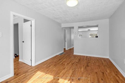 Photo 16 at 208 Bayview Avenue, Keswick South, Georgina