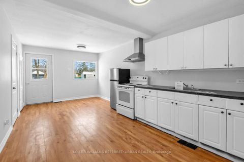 Photo 17 at 208 Bayview Avenue, Keswick South, Georgina