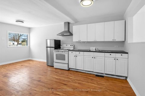 Photo 18 at 208 Bayview Avenue, Keswick South, Georgina