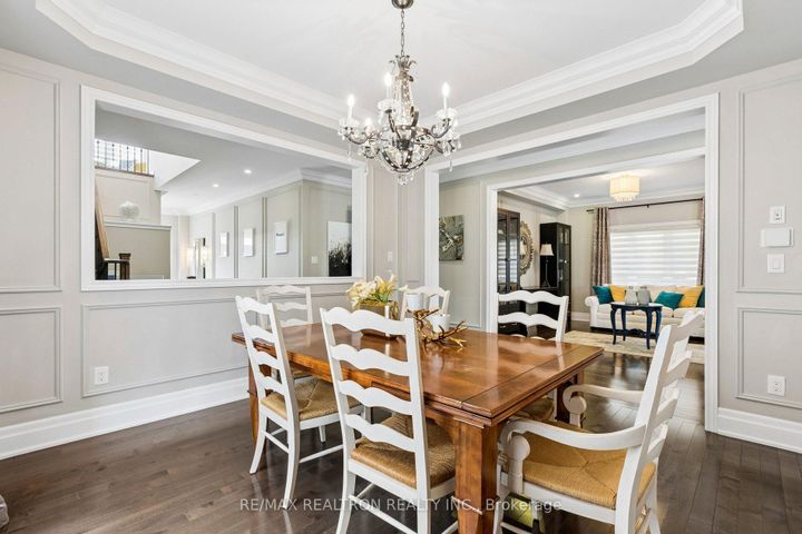 Photo 17 at 22 Wolf Creek Crescent, Patterson, Vaughan