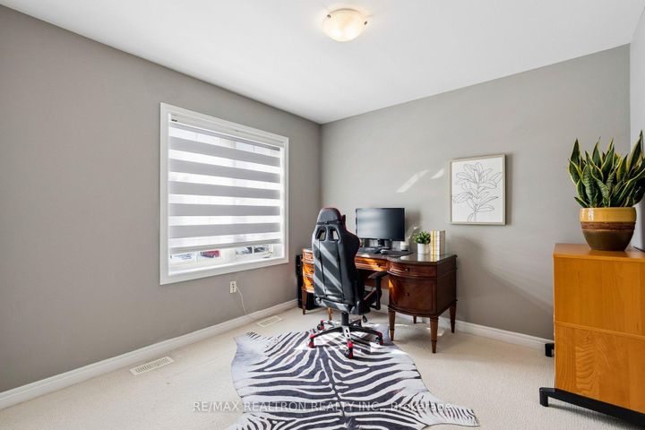 Photo 29 at 22 Wolf Creek Crescent, Patterson, Vaughan