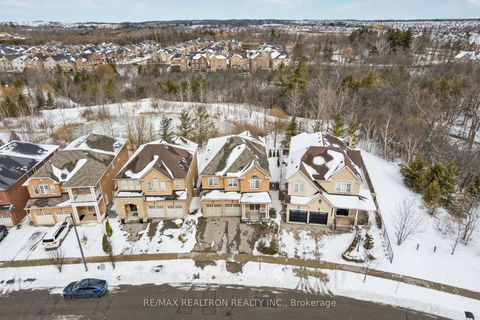Photo 0 at 22 Wolf Creek Crescent, Patterson, Vaughan