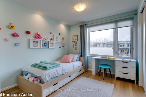 Photo 35 at 282 ATKINSON Street, Stayner, Clearview