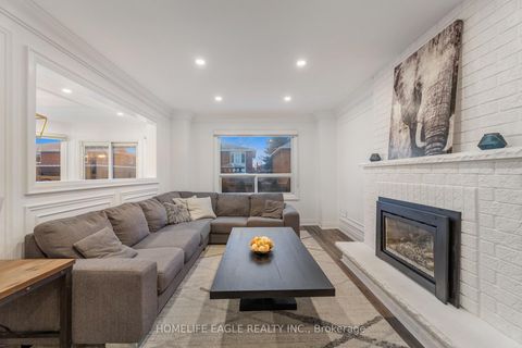 Photo 14 at 26 Whitetail Court, East Woodbridge, Vaughan