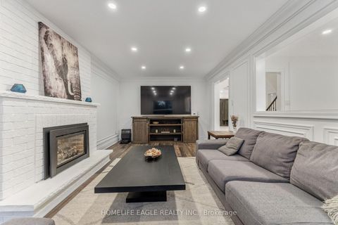 Photo 15 at 26 Whitetail Court, East Woodbridge, Vaughan