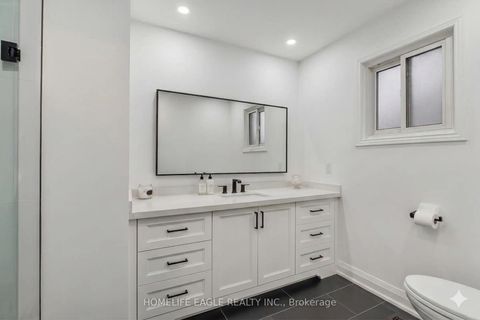 Photo 25 at 26 Whitetail Court, East Woodbridge, Vaughan