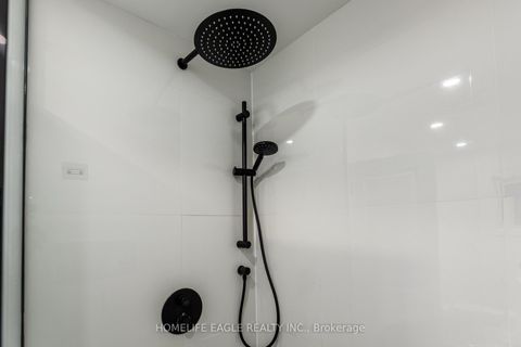 Photo 27 at 26 Whitetail Court, East Woodbridge, Vaughan