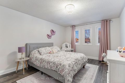 Photo 31 at 26 Whitetail Court, East Woodbridge, Vaughan