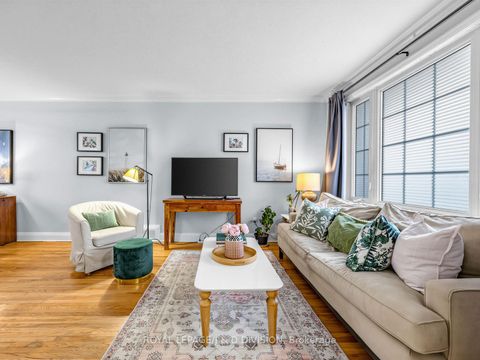 Photo 1 at 92 Tower Drive, Maryvale, Toronto