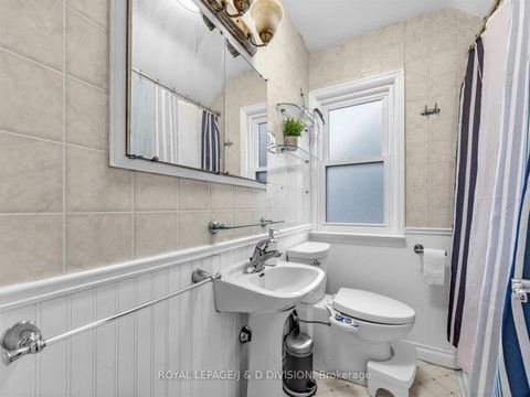 Photo 17 at 92 Tower Drive, Maryvale, Toronto