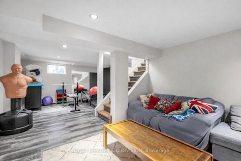 Photo 22 at 92 Tower Drive, Maryvale, Toronto