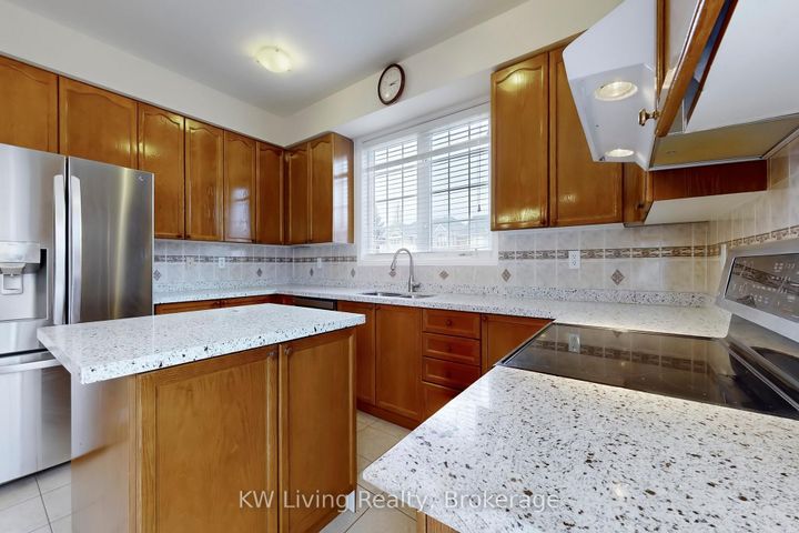 Photo 18 at 5430 Churchill Meadows Boulevard, Churchill Meadows, Mississauga