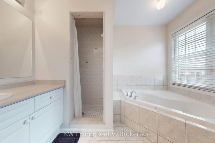 Photo 26 at 5430 Churchill Meadows Boulevard, Churchill Meadows, Mississauga