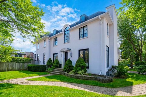 Photo 2 at 74 Esgore Drive, Nortown, Toronto