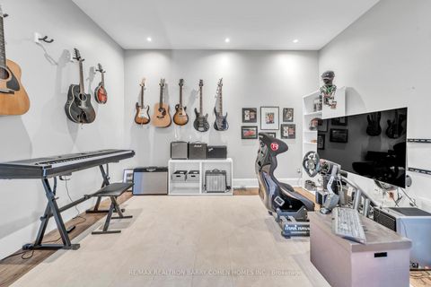 Photo 16 at 74 Esgore Drive, Nortown, Toronto