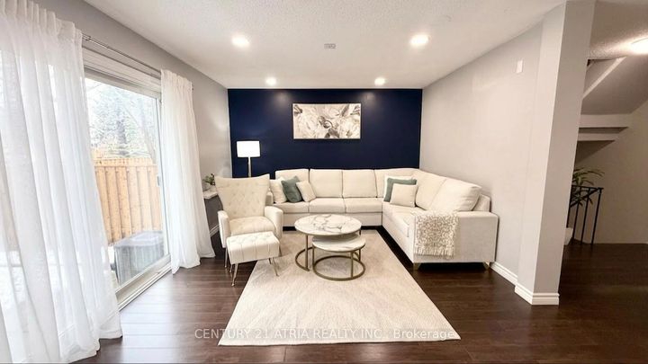 Photo 9 at 41 - 2825 Gananoque Drive, Meadowvale, Mississauga