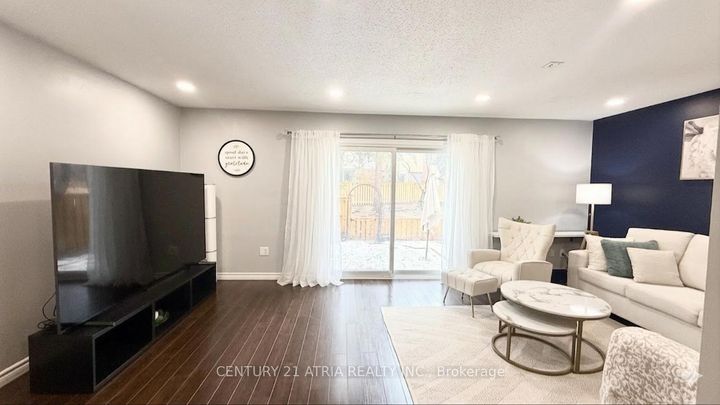 Photo 10 at 41 - 2825 Gananoque Drive, Meadowvale, Mississauga