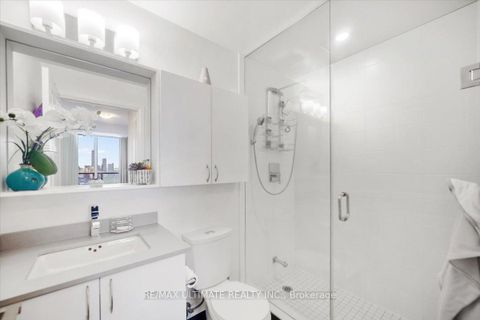 Photo 11 at 2008 - 3600 Highway 7 Highway, Vaughan Corporate Centre, Vaughan