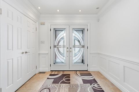 Photo 2 at 165 Sproule Drive, Edgehill Drive, Barrie