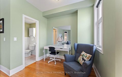 Photo 6 at 25 John Frank Road, East Woodbridge, Vaughan