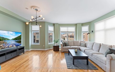 Photo 11 at 25 John Frank Road, East Woodbridge, Vaughan