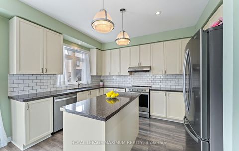 Photo 14 at 25 John Frank Road, East Woodbridge, Vaughan