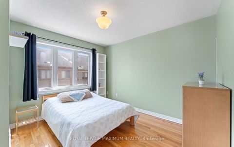 Photo 25 at 25 John Frank Road, East Woodbridge, Vaughan