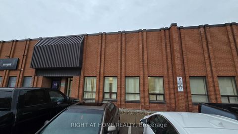 Photo 1 at 47 - 101 Freshway Drive, Concord, Vaughan