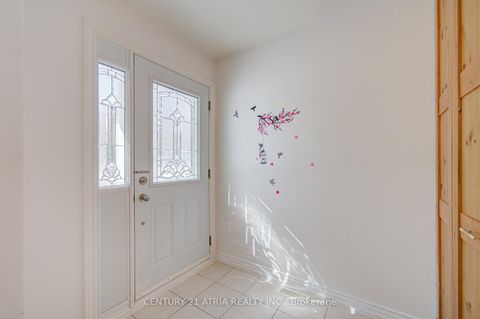 Photo 2 at 154 Freshmeadow Drive, Hillcrest Village, Toronto