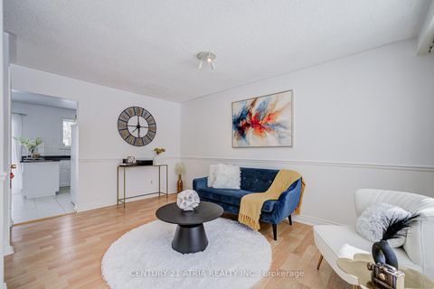 Photo 3 at 154 Freshmeadow Drive, Hillcrest Village, Toronto