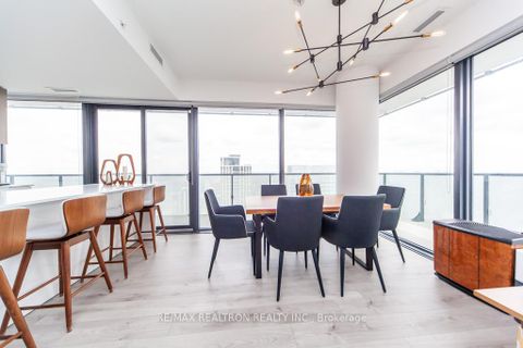 Photo 7 at 4004 - 161 Roehampton Avenue, Mount Pleasant West, Toronto