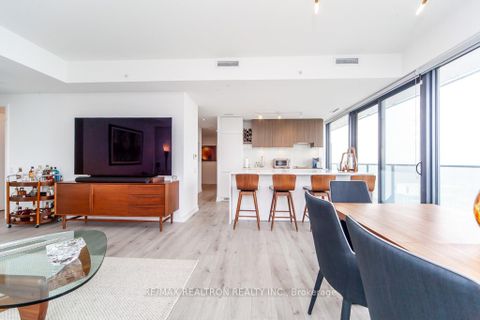 Photo 9 at 4004 - 161 Roehampton Avenue, Mount Pleasant West, Toronto