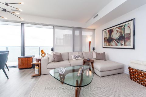 Photo 16 at 4004 - 161 Roehampton Avenue, Mount Pleasant West, Toronto