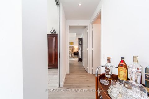 Photo 18 at 4004 - 161 Roehampton Avenue, Mount Pleasant West, Toronto