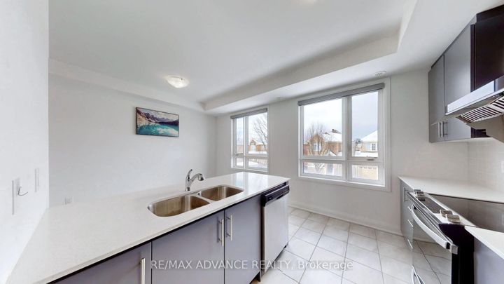 Photo 9 at 4 Carole Bell Way, Wismer, Markham