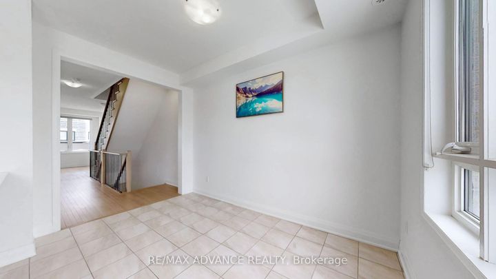 Photo 15 at 4 Carole Bell Way, Wismer, Markham