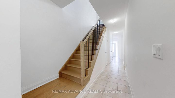 Photo 32 at 4 Carole Bell Way, Wismer, Markham