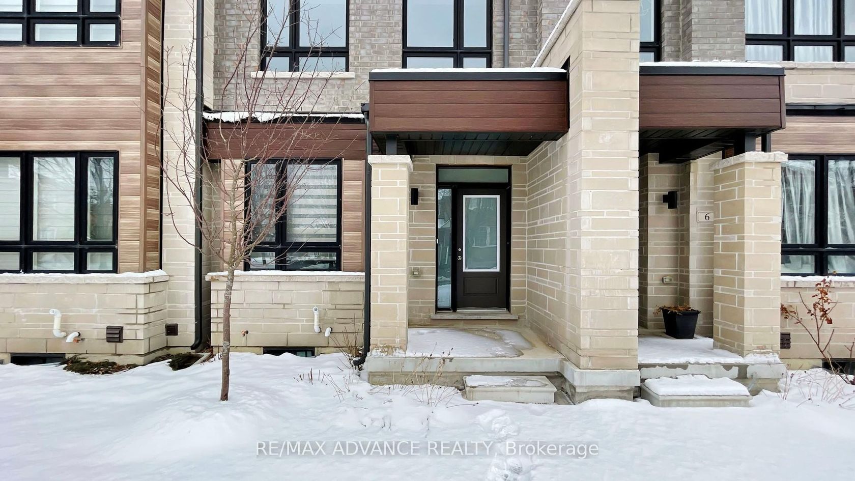 4 Carole Bell Way, Wismer, Markham 2
