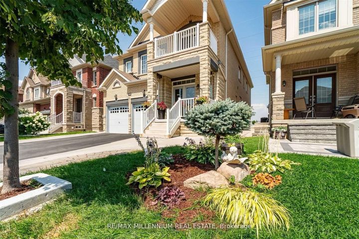 Photo 1 at 19 Durango Drive, Credit Valley, Brampton