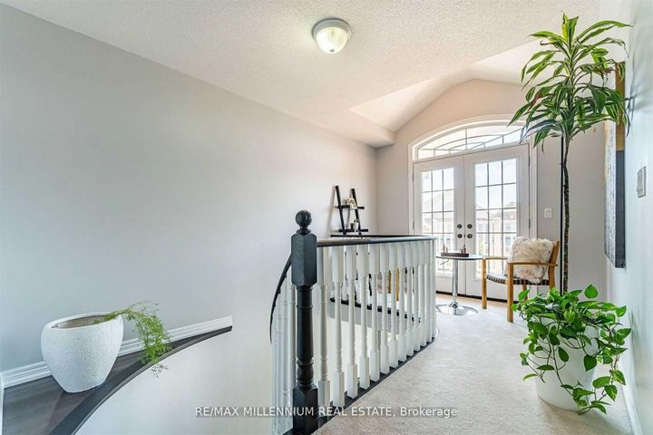 Photo 19 at 19 Durango Drive, Credit Valley, Brampton