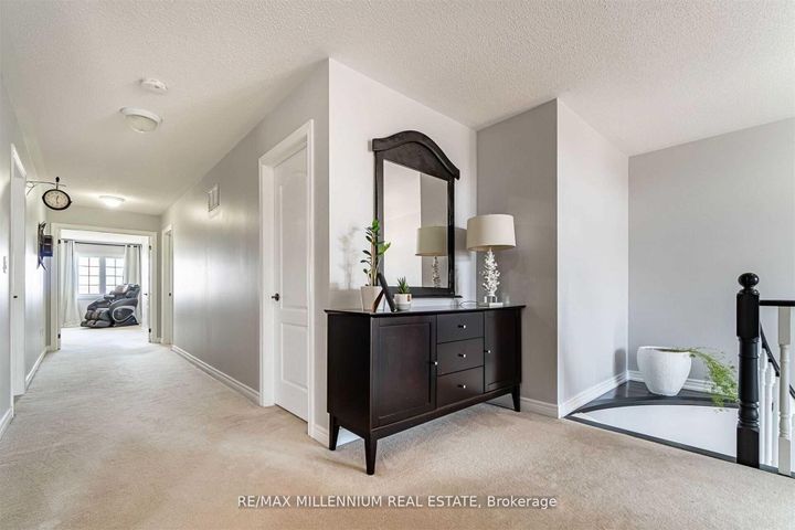Photo 20 at 19 Durango Drive, Credit Valley, Brampton
