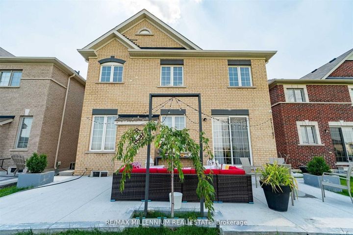 Photo 28 at 19 Durango Drive, Credit Valley, Brampton