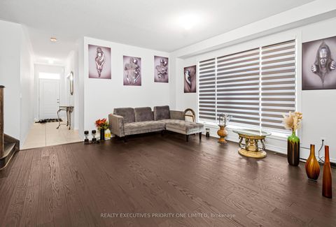 Photo 1 at 30 Sam Battaglia Crescent, Sutton & Jackson's Point, Georgina