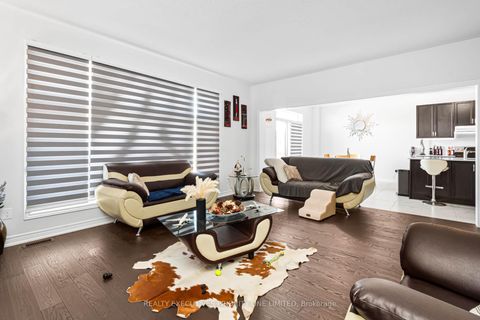 Photo 6 at 30 Sam Battaglia Crescent, Sutton & Jackson's Point, Georgina