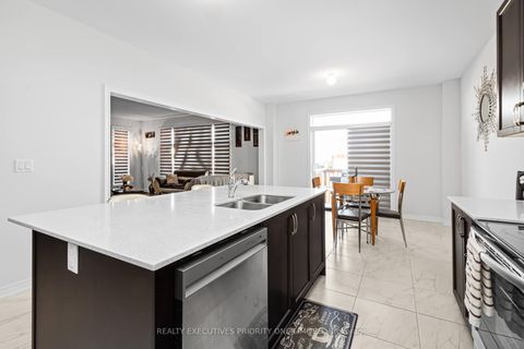 Photo 11 at 30 Sam Battaglia Crescent, Sutton & Jackson's Point, Georgina