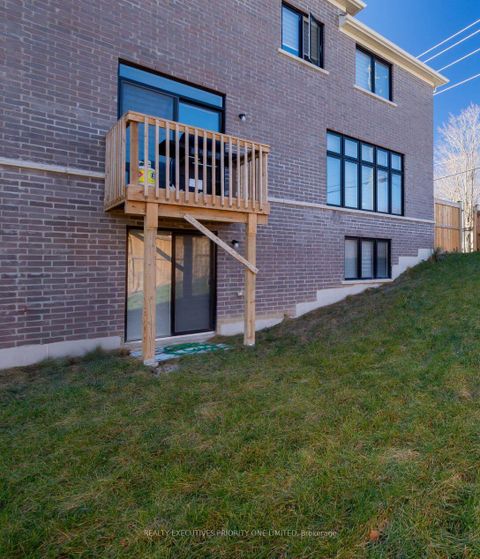 Photo 24 at 30 Sam Battaglia Crescent, Sutton & Jackson's Point, Georgina