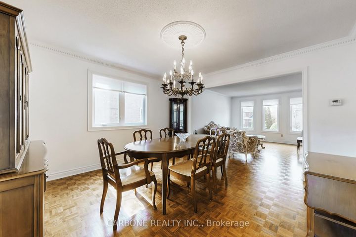 Photo 7 at 171 Villa Park Drive, East Woodbridge, Vaughan