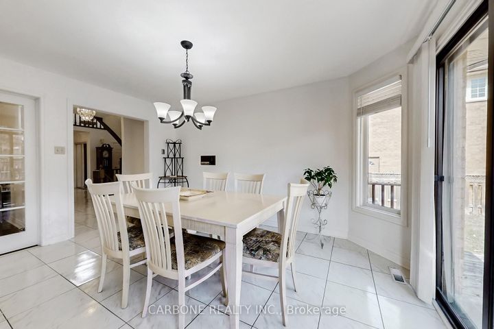 Photo 15 at 171 Villa Park Drive, East Woodbridge, Vaughan